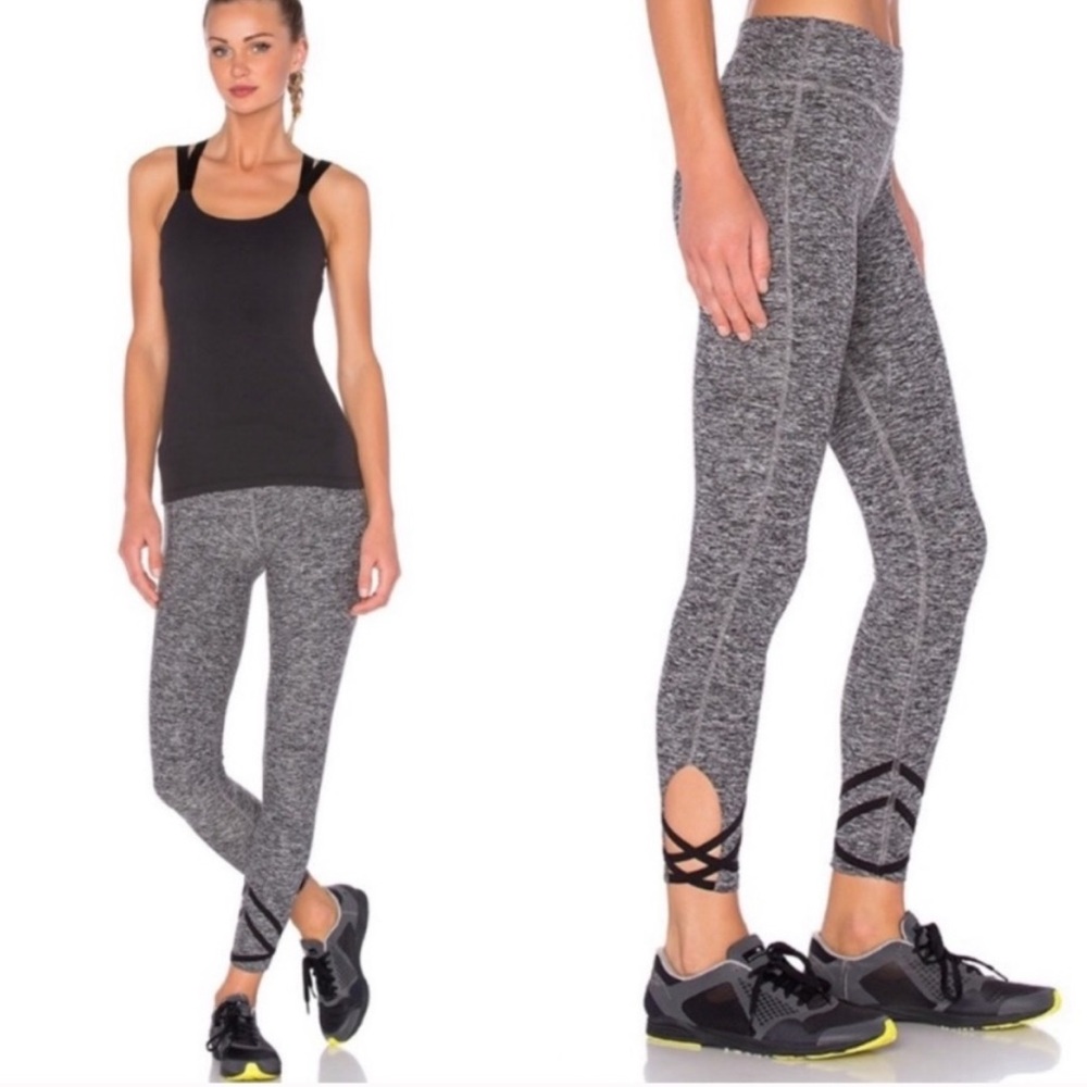 BEYOND YOGA Ballet Gray Cutout Leggings